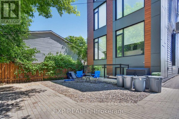 271 Duncairn Avenue, Ottawa, ON K1Z7H1 Photo 2