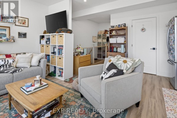 271 Duncairn Avenue, Ottawa, ON K1Z7H1 Photo 5