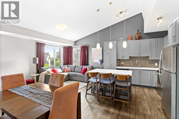 4pc Bathroom - 271 Livingston Common Ne, Calgary, AB T3P1K1 Photo 5