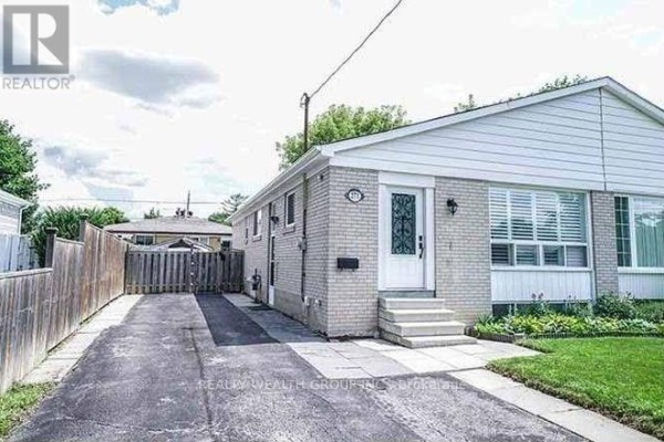 271 Mcconvey Drive, Richmond Hill, ON L4C3K1 Photo 2