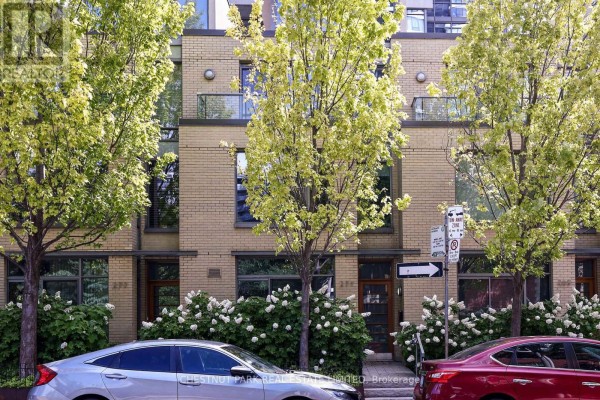 271 Mutual Street, Toronto