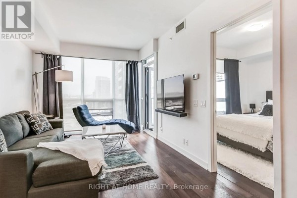 Dining room - 2710 - 2212 Lake Shore Boulevard W, Toronto, ON M8V0C2 Photo 2