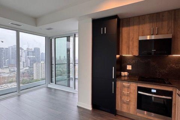 Kitchen - 2710 - 280 Dundas Street W, Toronto, ON M5T1G2 Photo 2