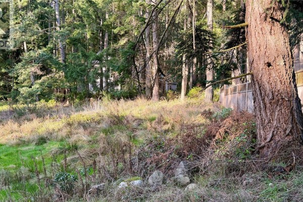 27100 Schooner Way, Pender Island, BC V0N2M2 Photo 5
