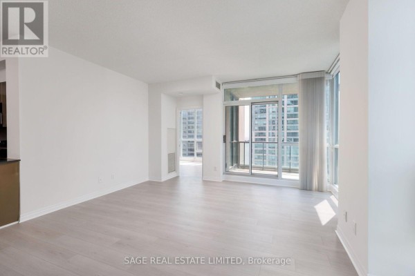 Dining room - 2711 - 16 Yonge Street, Toronto, ON M5E2A1 Photo 5