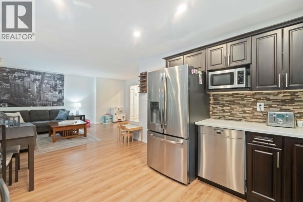 27111 122 Avenue, Maple Ridge, BC V2W1C2 Photo 5