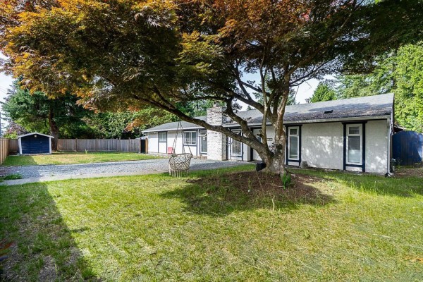 2714 Parkway Drive, Surrey, BC V4P1E8 Photo 2