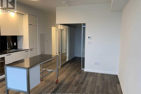 2715 - 75 Canterbury Place, Toronto, ON M2N2N1 Photo 5