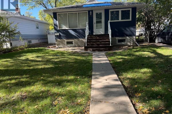 2716 Mcdonald Street, Regina