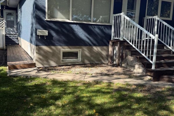 Kitchen - 2716 Mcdonald Street, Regina, SK S4N2Z8 Photo 2