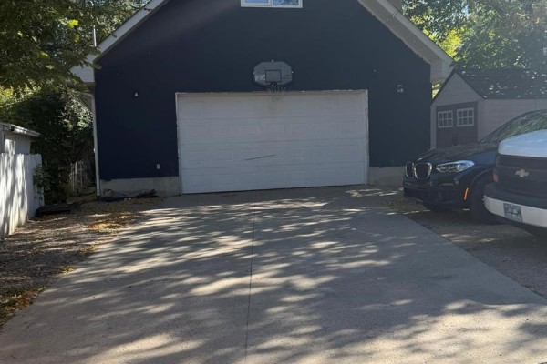 4pc Bathroom - 2716 Mcdonald Street, Regina, SK S4N2Z8 Photo 5