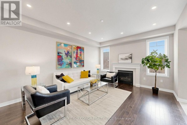 Family room - 2716 Sapphire Drive, Pickering, ON L1X0G3 Photo 4