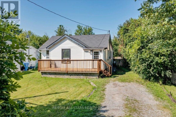 Kitchen - 27182 Woodbine Avenue, Georgina, ON L4P3E9 Photo 2