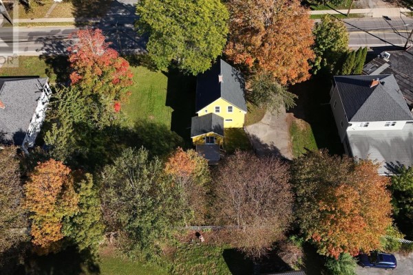 Family room - 272 Bridge Street, Kentville, NS B4N2G2 Photo 5