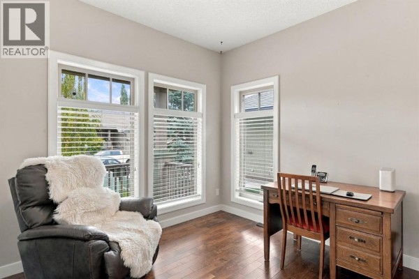 Bedroom - 272 Bridle Estates Road Sw, Calgary, AB T2Y0E9 Photo 4