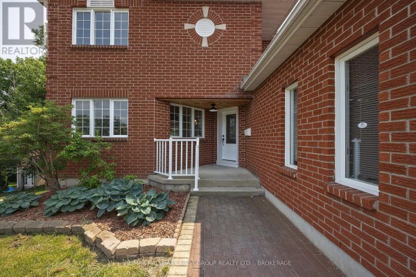 272 Friarhill Crescent, Kingston, ON, photo 3