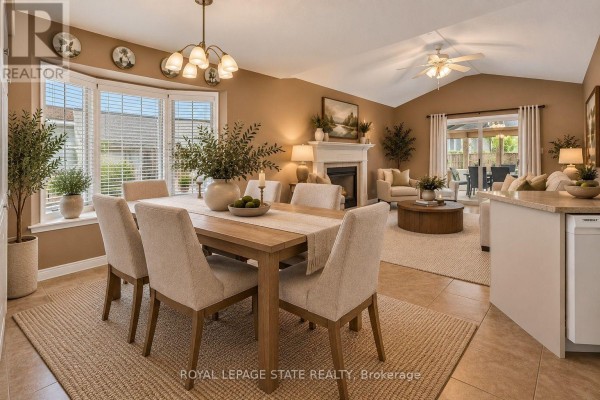 Dining room - 272 Gatestone Drive, Hamilton, ON L8J3Y6 Photo 4