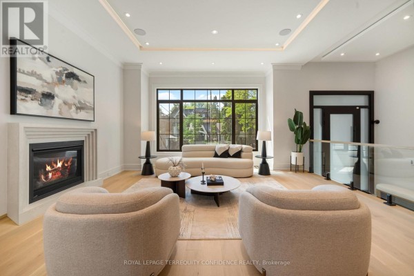272 Horsham Avenue, Toronto, ON, photo 3