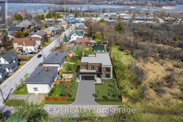 2725 Rowatt Street, Ottawa, ON K2B5W4 Photo 5