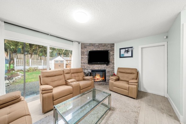 2725 Sandon Drive, Abbotsford, BC V2S7J3 Photo 4