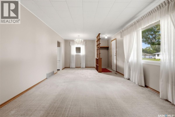 4pc Bathroom - 273 Angus Street, Regina, SK S4R3K5 Photo 5