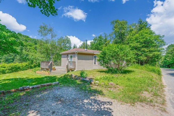 273 Ch. De La Colonie, Val Des Monts, QC, photo 3