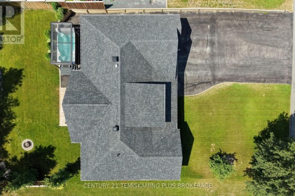 273 Cosman Crescent, Temiskaming Shores, ON, photo 3
