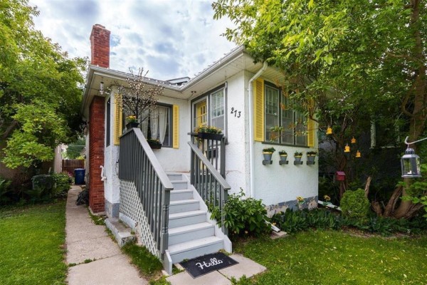 Eat in kitchen - 273 Glenwood Crescent, Winnipeg, MB R2L1K3 Photo 2