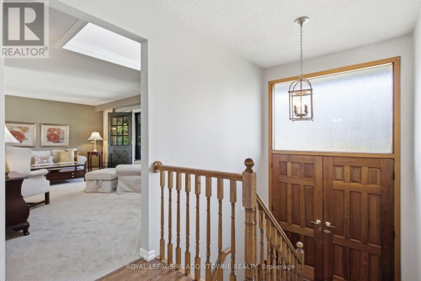 273 Maple Avenue, Halton Hills, ON L7G1W6 Photo 5