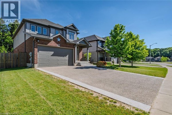 4pc Bathroom - 273 Woodway Trail, Simcoe, ON N3Y0C9 Photo 3
