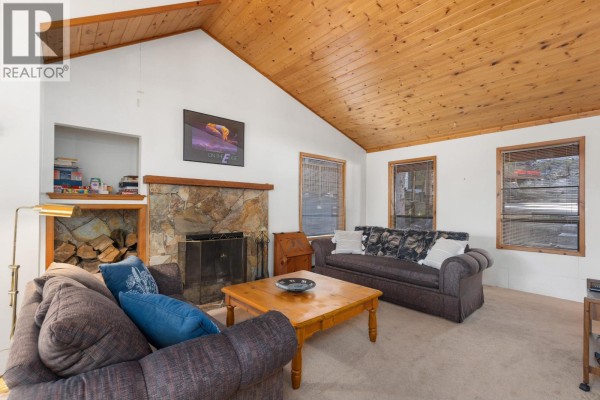 2732 Sproatt Drive, Whistler, BC, photo 2