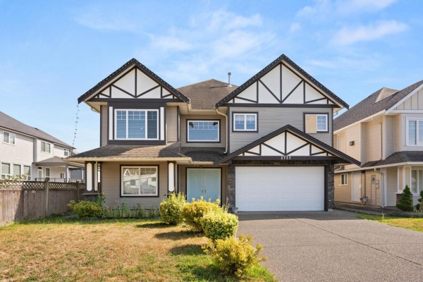 2737 Carriage Court, Abbotsford, BC V4X0A3 Photo 2