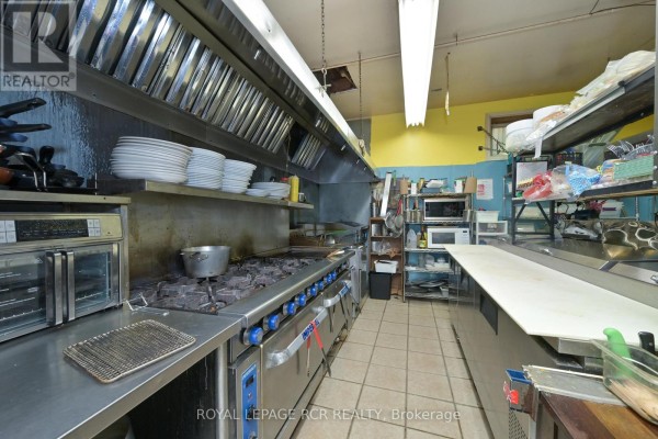 274 10th Street, Hanover, ON N4N1P2 Photo 4