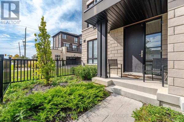 274 Carnwith Drive E, Whitby, ON L1M0M3 Photo 4