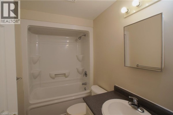 274 Erb Street W Unit# 801, Waterloo, ON N2L1W2 Photo 5