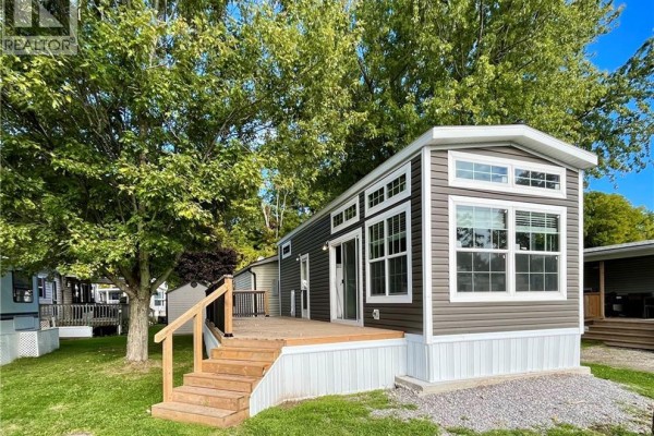 274 Front Road Unit# 51, St  Williams, ON, photo 3