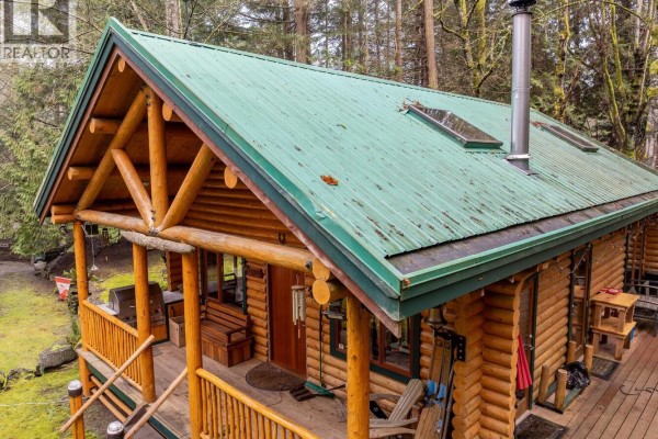 274 Merryman Drive, Mayne Island, BC V0N2J2 Photo 3
