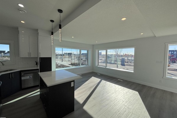 Bedroom 2 - 2740 Blatchford Rd Nw, Edmonton, AB T5G0W6 Photo 5