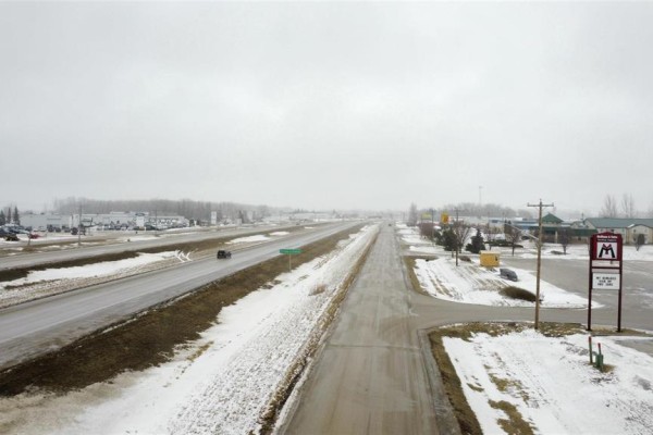 2742 Saskatchewan Avenue W, Portage La Prairie Rm, MB R0H1N1 Photo 4
