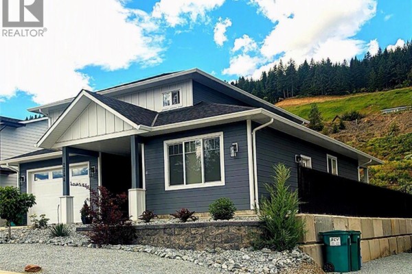 2744 Cedar Ridge Street, Lumby, BC, photo 2