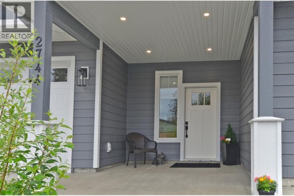 Bedroom - 2744 Cedar Ridge Street, Lumby, BC V0E2G5 Photo 5