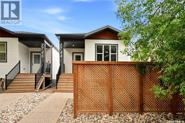 Kitchen - 2744 Mackay Street, Regina, SK S4N2T7 Photo 3