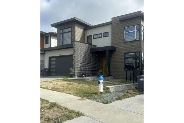 2748 Montana Place, Abbotsford, BC V3G0G8 Photo 2