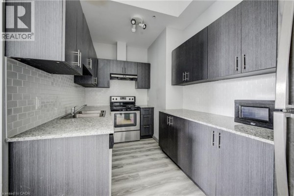 Dining room - 275 Larch Street Unit# G105, Waterloo, ON N2L3R2 Photo 4