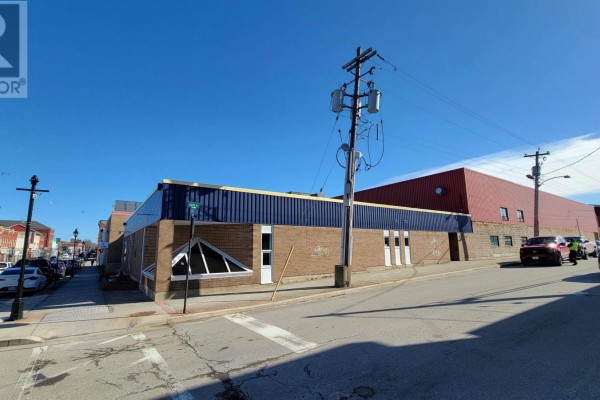 275 Main Street, Yarmouth, NS B5A1E3 Photo 5