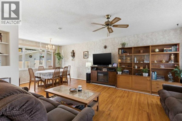 Dining room - 275 Northmount Drive Nw, Calgary, AB T2K3G9 Photo 4