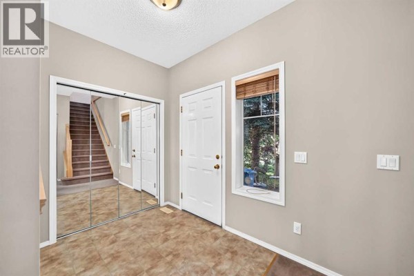 Dining room - 275 Panatella Circle Nw, Calgary, AB T3K5Y1 Photo 3