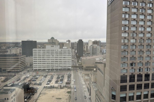 275 Portage Ave, Winnipeg, MB R3B2B3 Photo 5