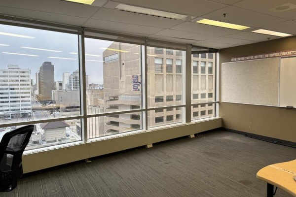 275 Portage Avenue W, Winnipeg, MB R3B2B3 Photo 3