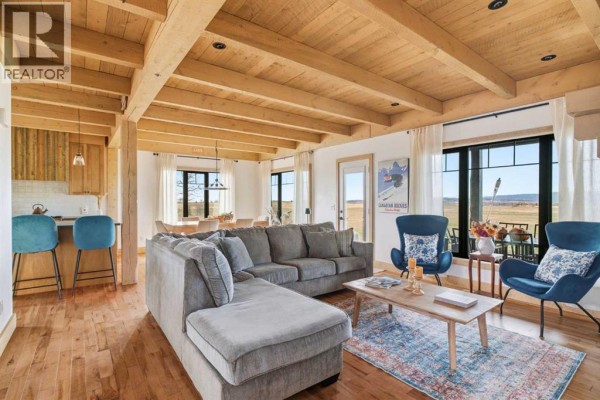 Living room - 275221 Horse Creek Road, Rural Rocky View County, AB T4C2Z9 Photo 3